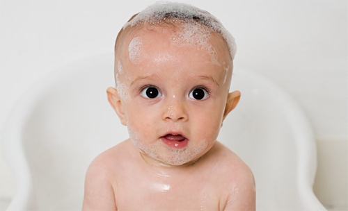 德安龙年出生的男孩子起名大全